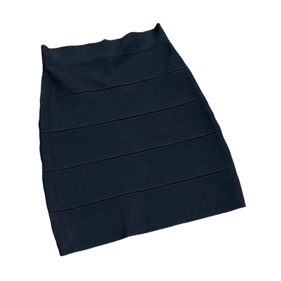 BCBG Simone Black Skirt - Picture 3 of 3